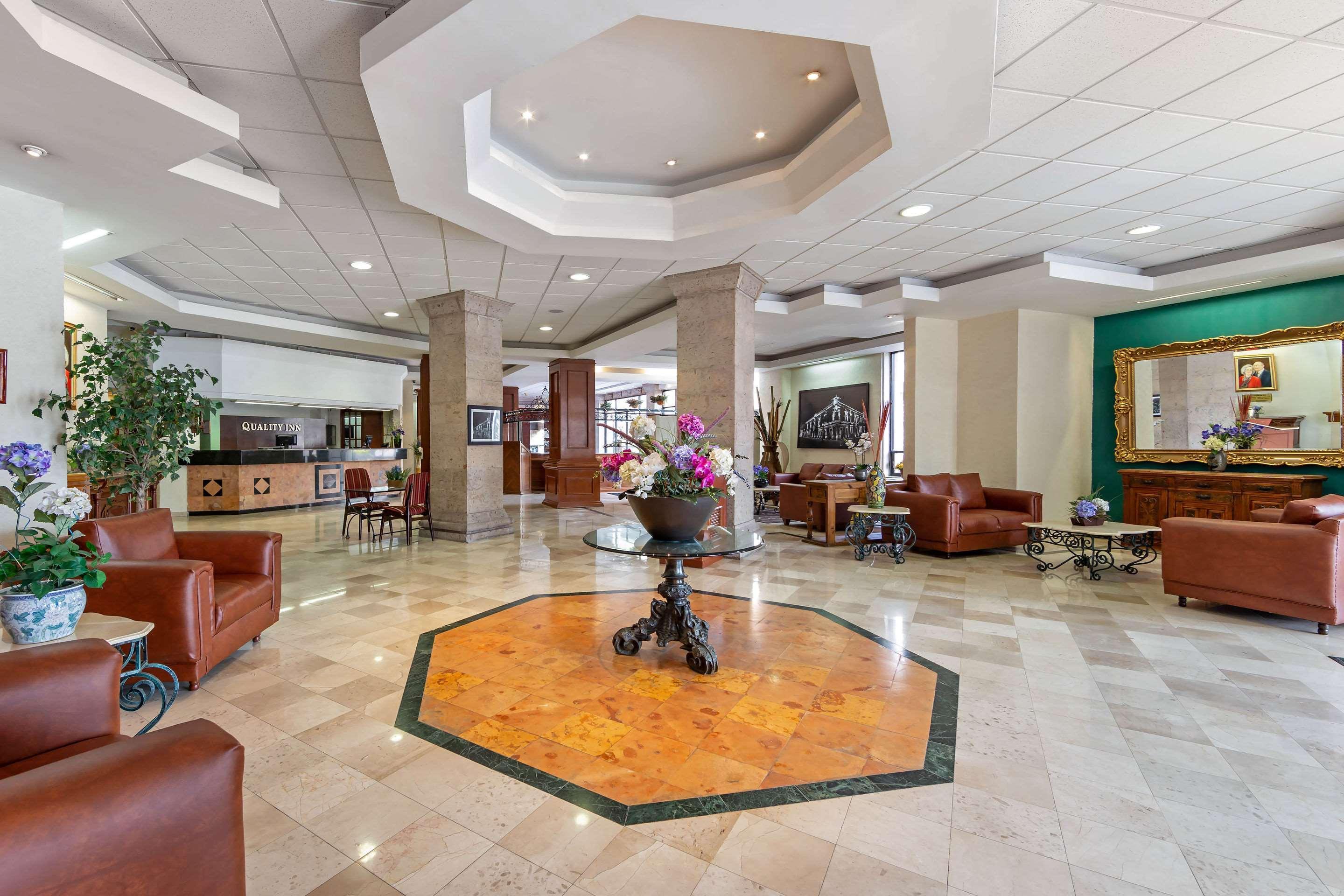 Quality Inn Aguascalientes Exterior photo