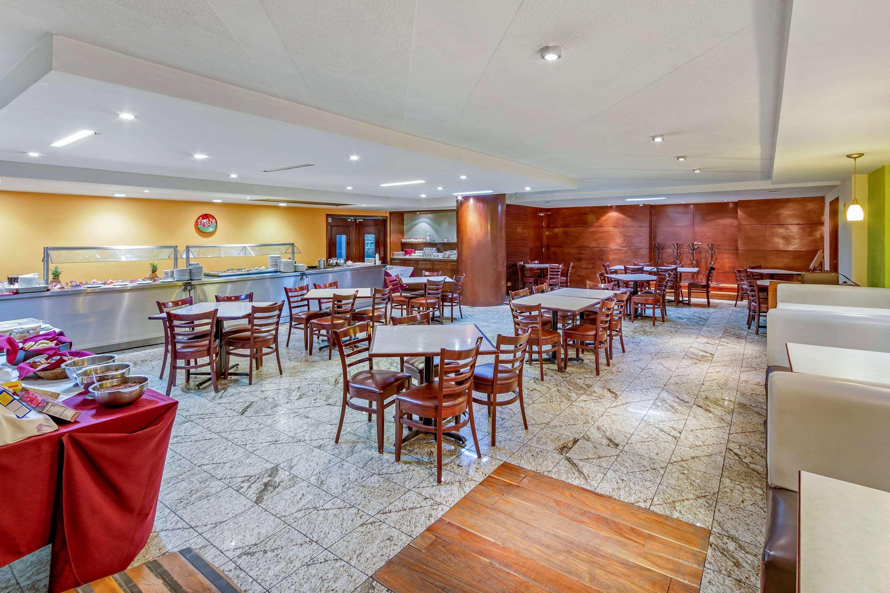 Quality Inn Aguascalientes Exterior photo